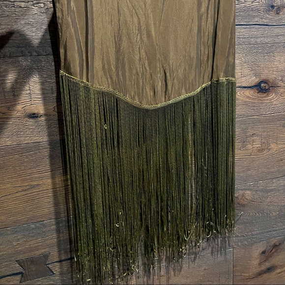 Boho Silk green fringe top - Picture 3 of 7